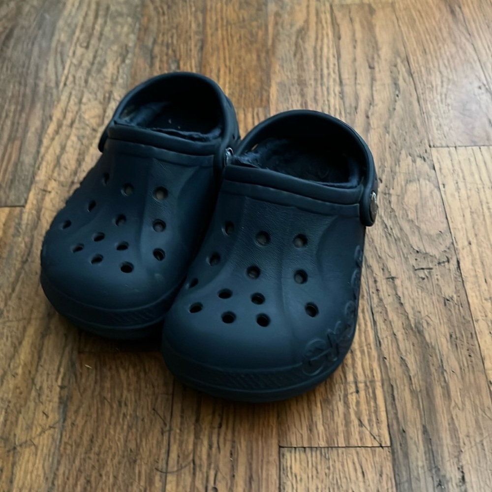 Baby crocs 8